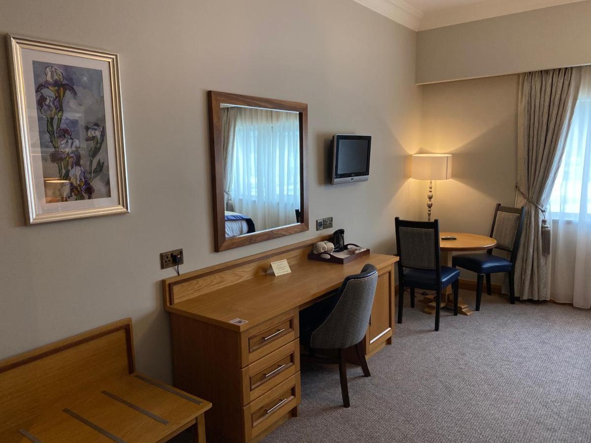 An Grianan Hotel Burt ภายนอก รูปภาพ