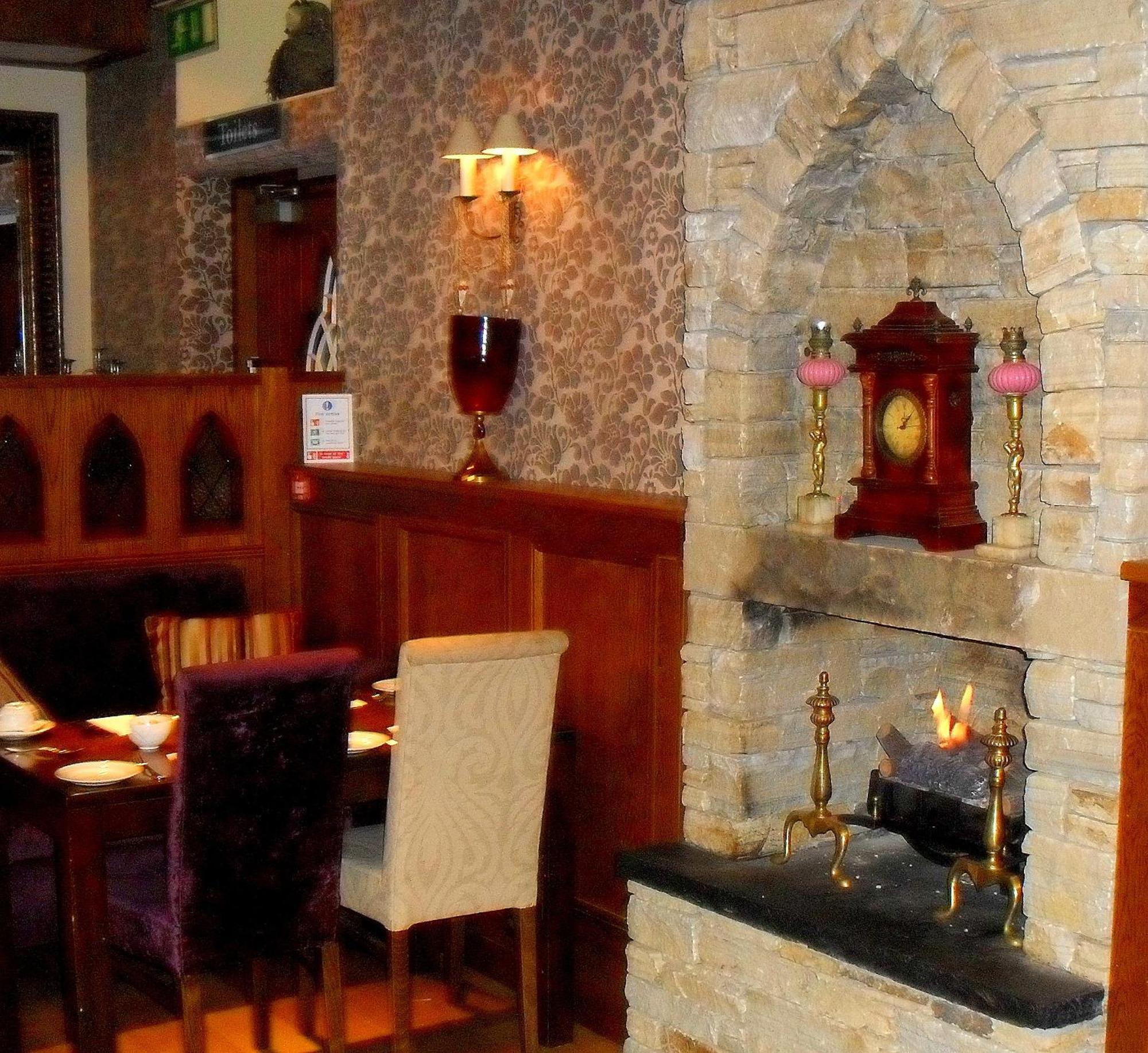 An Grianan Hotel Burt ภายนอก รูปภาพ