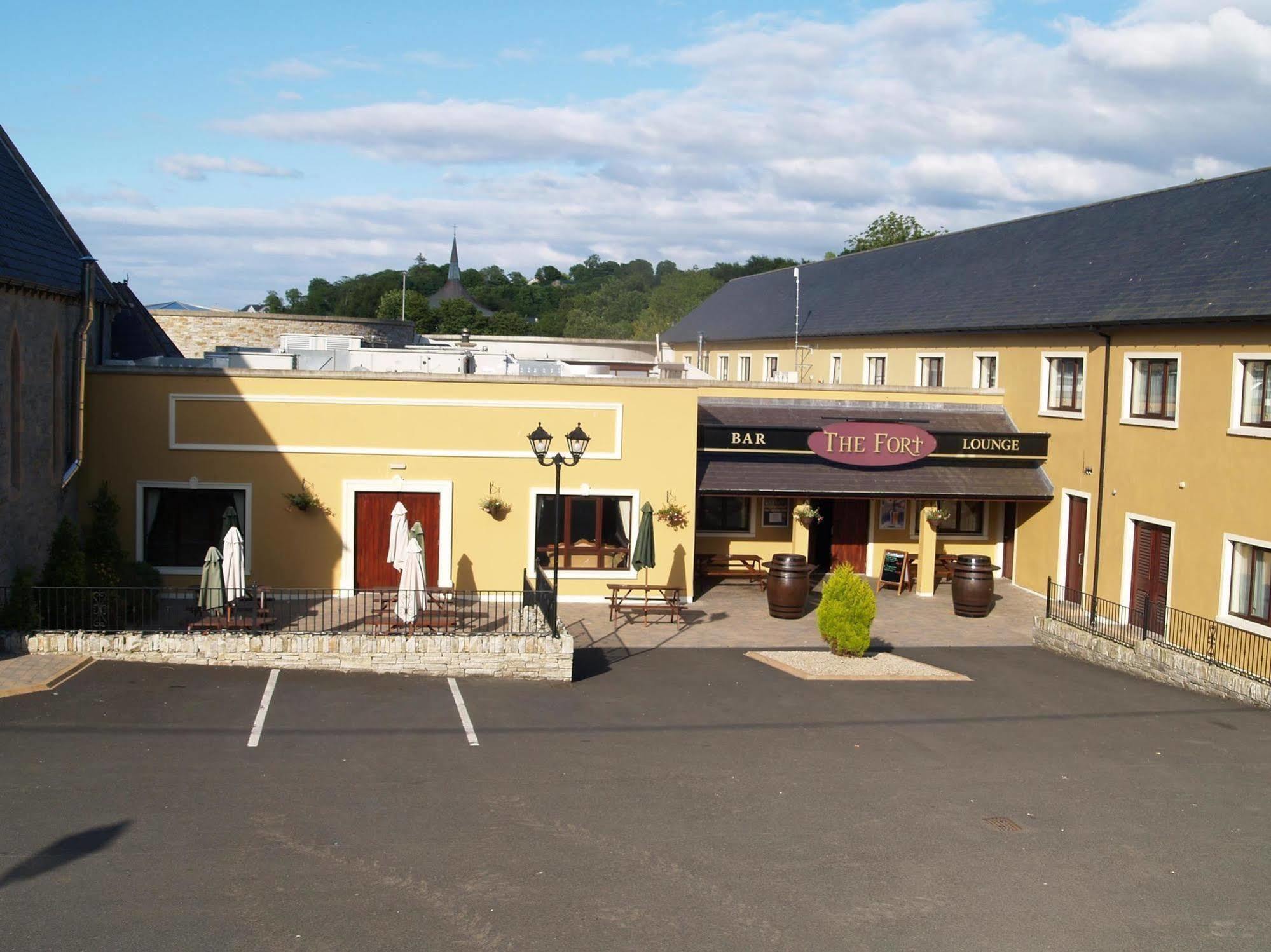 An Grianan Hotel Burt ภายนอก รูปภาพ
