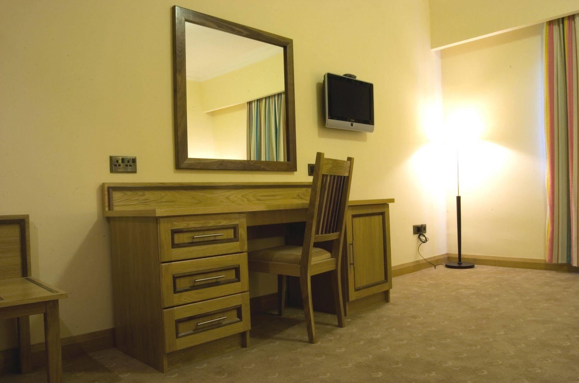 An Grianan Hotel Burt ภายนอก รูปภาพ